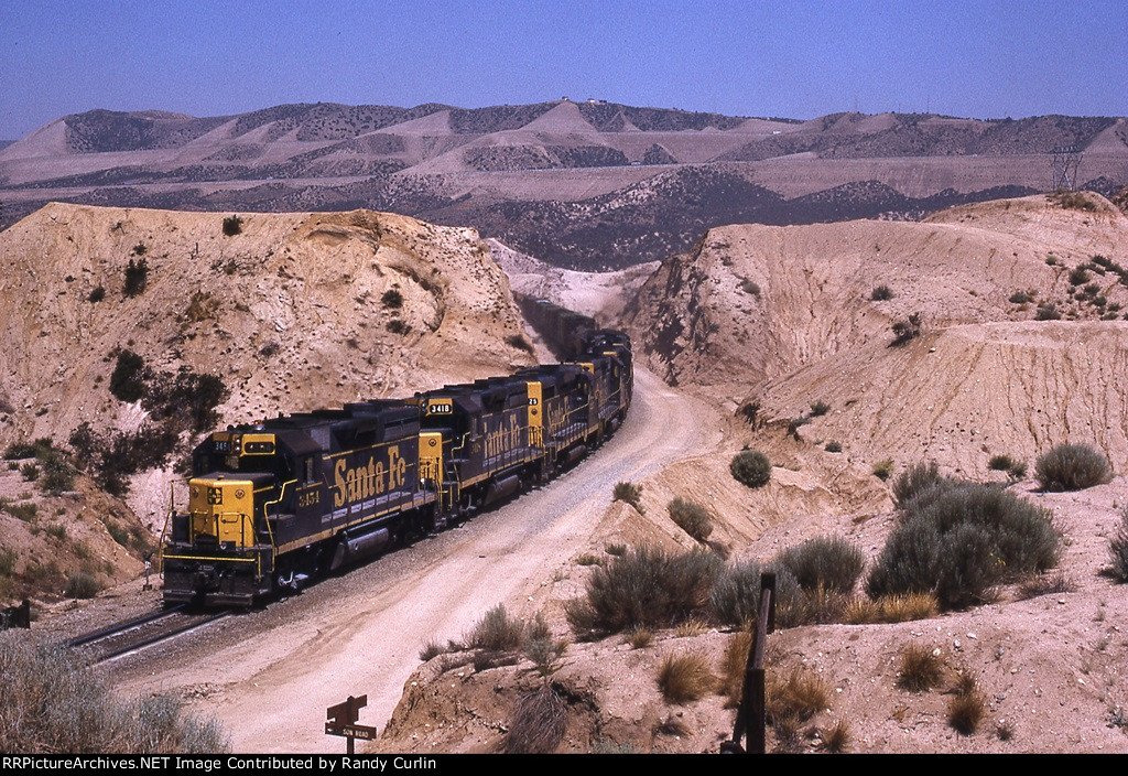 ATSF 3454 East on Cajon Pass